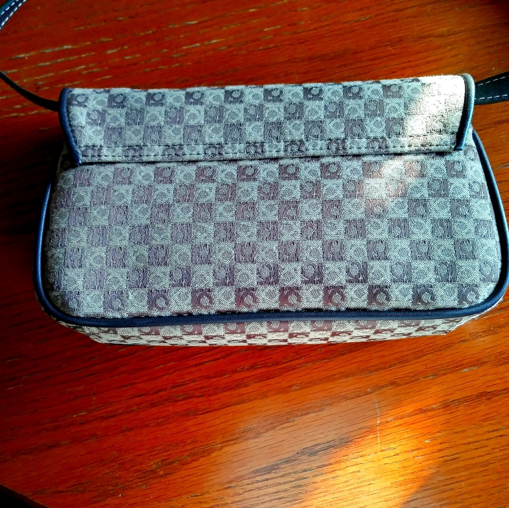 Liz Claiborne Handbag